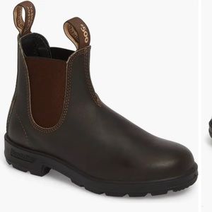 Brown Blundstone Chelsea Boot
